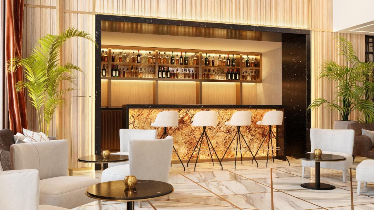 Radisson Blu Center 5*