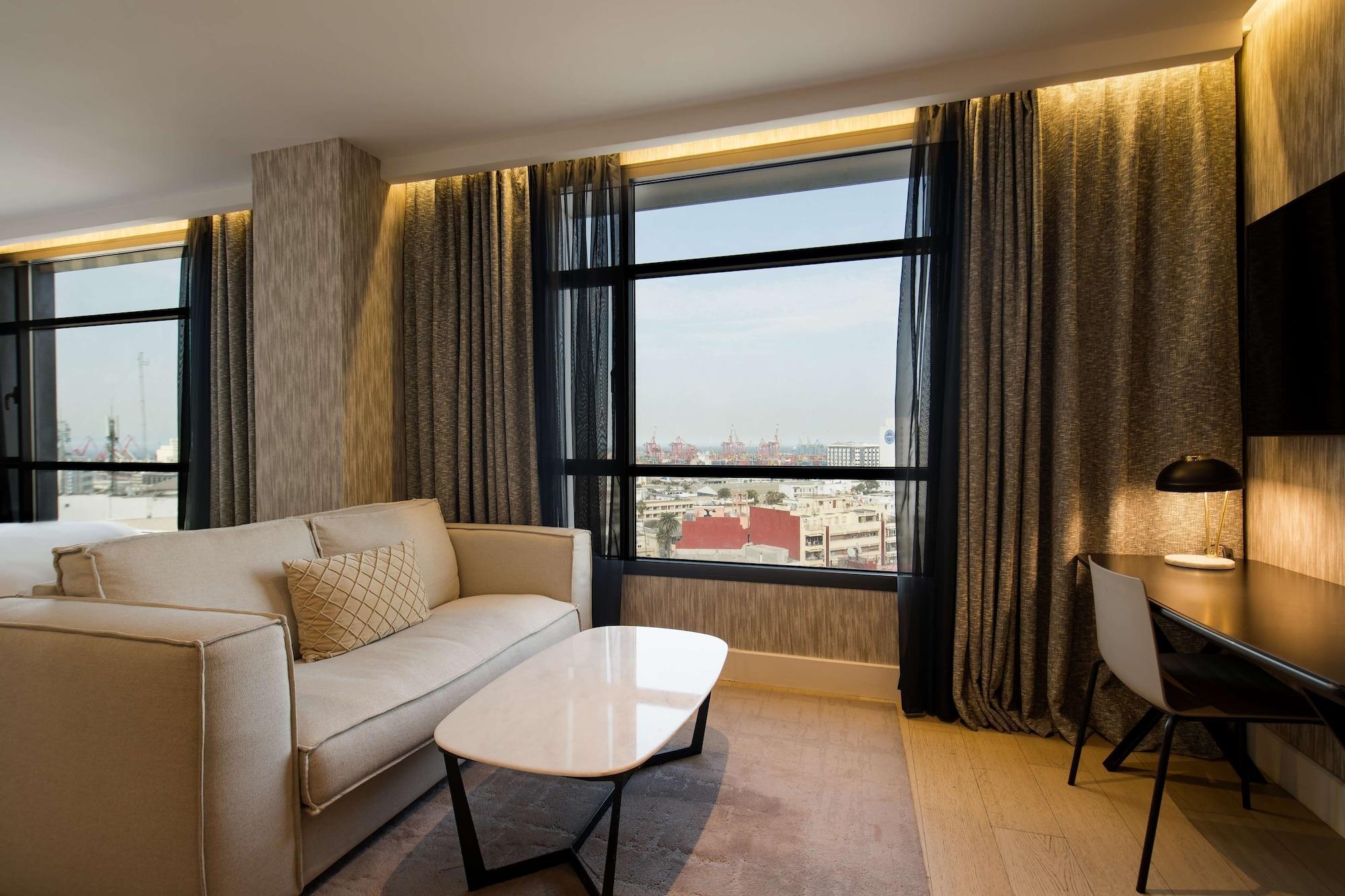 Radisson Blu Center 5*