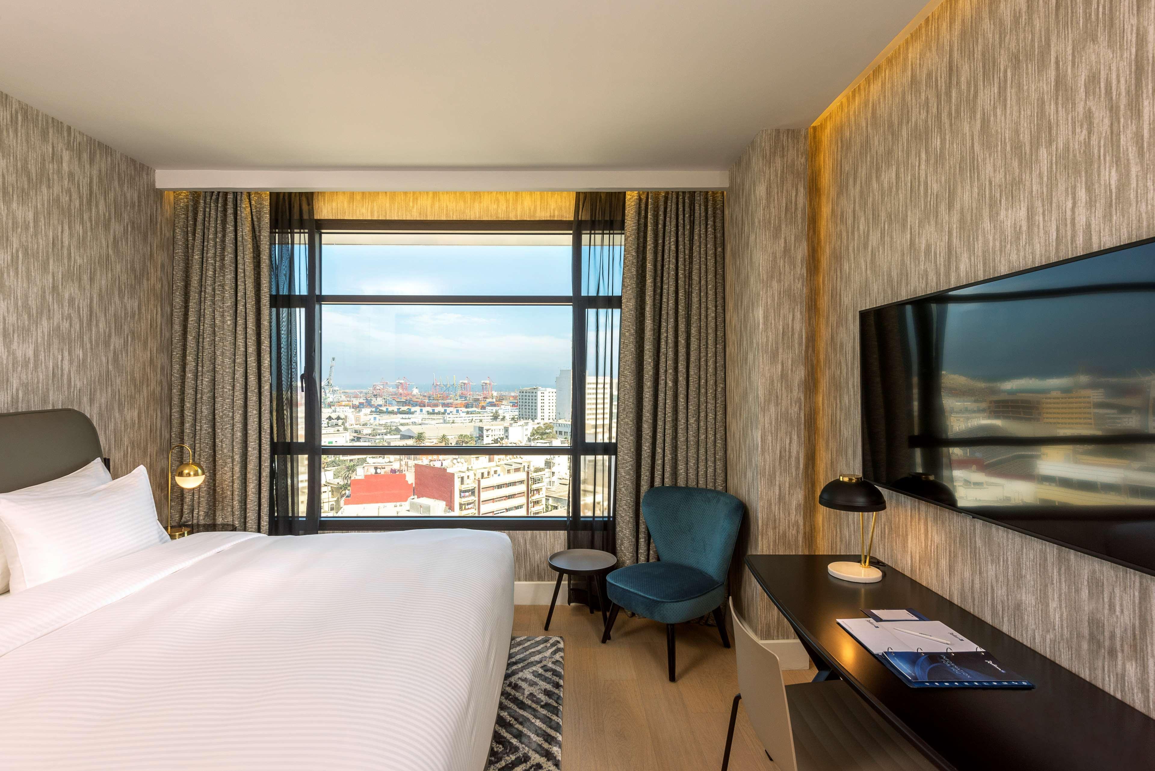 Hotel Radisson Blu Center 5*
