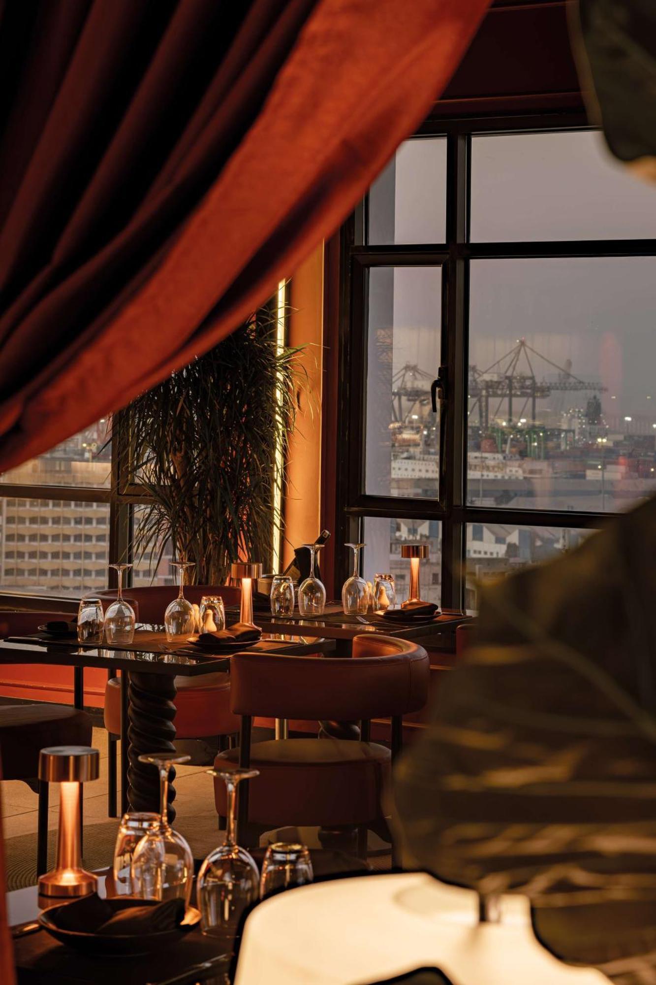 Radisson Blu Center 5*